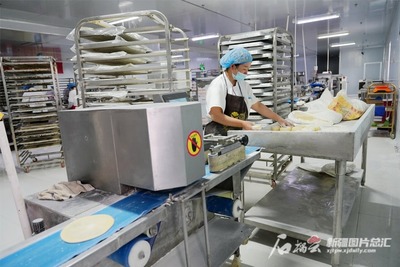 昌吉市食品企業(yè)開(kāi)足馬力生產(chǎn)保供應(yīng)